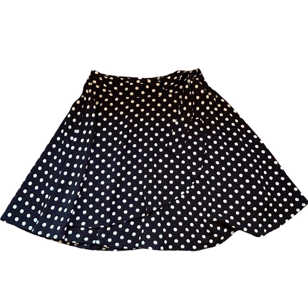 Francesca’s black and white Polka Dot Wrap Skirt in size small